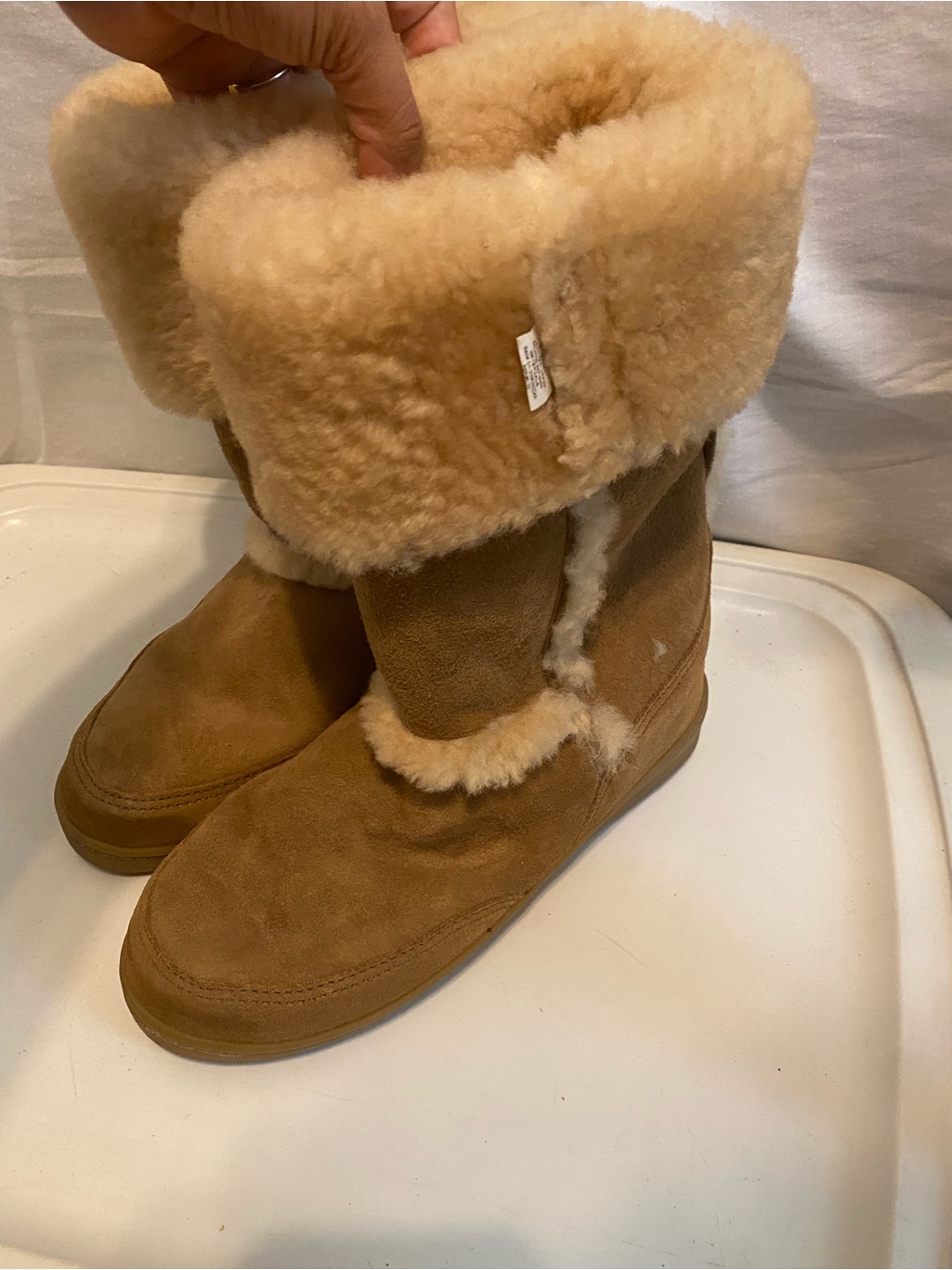 Minnetonka Shearling Lined Slip-On In Beige